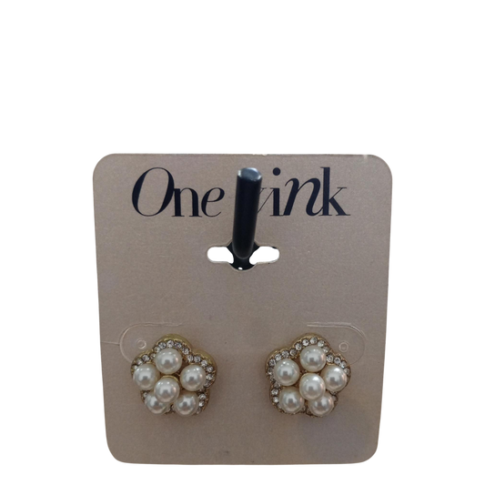 Multiple pearls on a stud Earrings