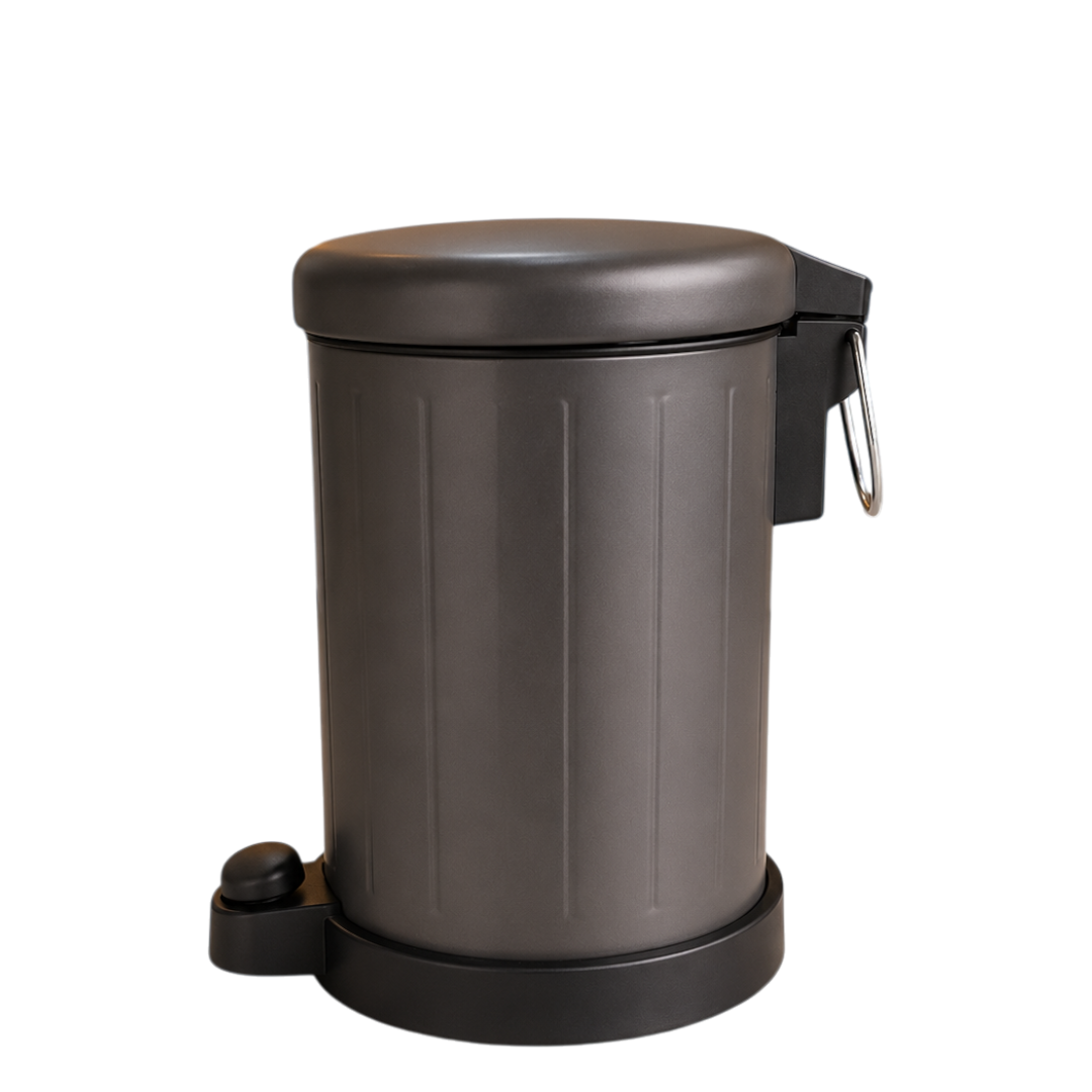 Trash Can - Step