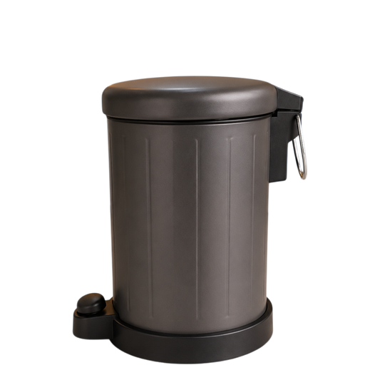 Trash Can - Step